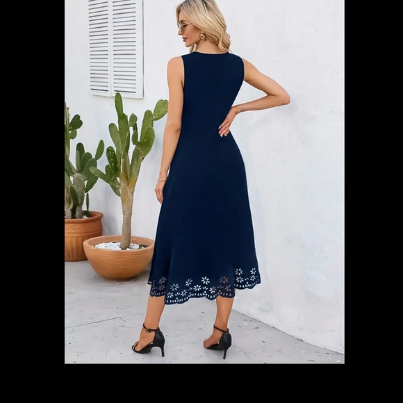 Navy tank dress - Picture 3 of 3